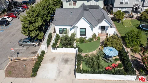 $1,595,000 | 57 East Center Street, Ventura, CA 93001