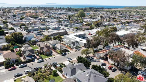 $1,595,000 | 57 East Center Street, Ventura, CA 93001