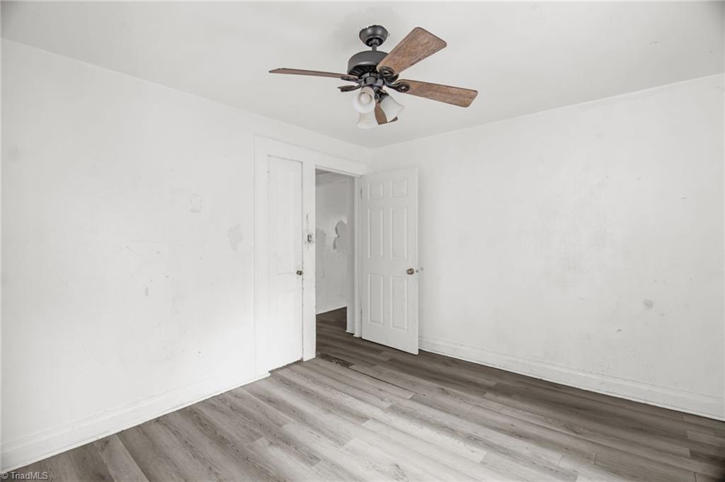 404 Hickory Chapel Road High Point, NC 27260 - Photo 11 of 31