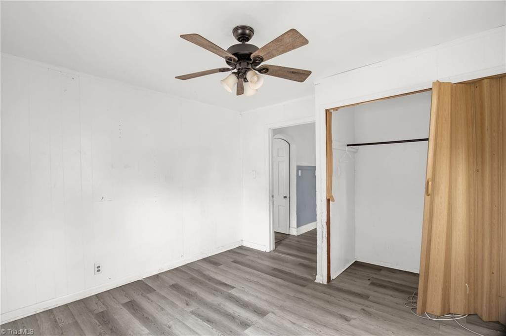 404 Hickory Chapel Road High Point, NC 27260 - Photo 12 of 31