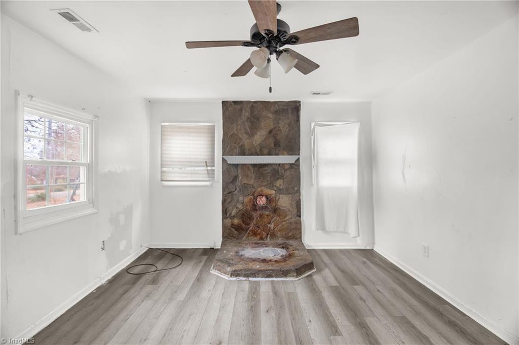 404 Hickory Chapel Road High Point, NC 27260 - Photo 14 of 31