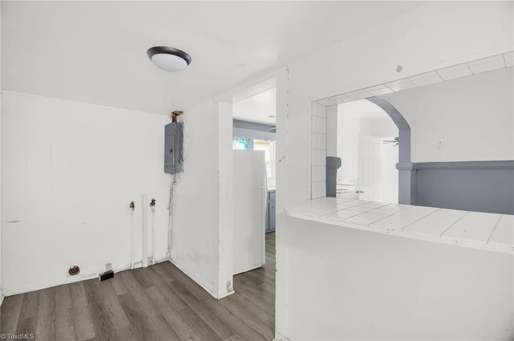 404 Hickory Chapel Road High Point, NC 27260 - Photo 3 of 31