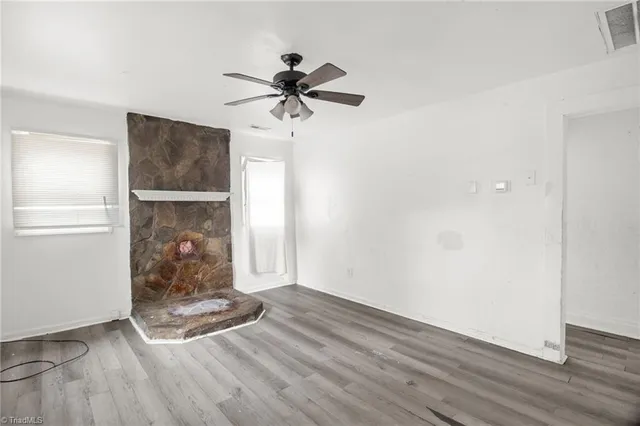 $110,900 | 404 Hickory Chapel Road, High Point, NC 27260