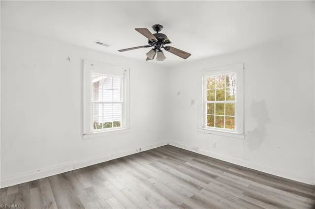 $110,900 | 404 Hickory Chapel Road, High Point, NC 27260