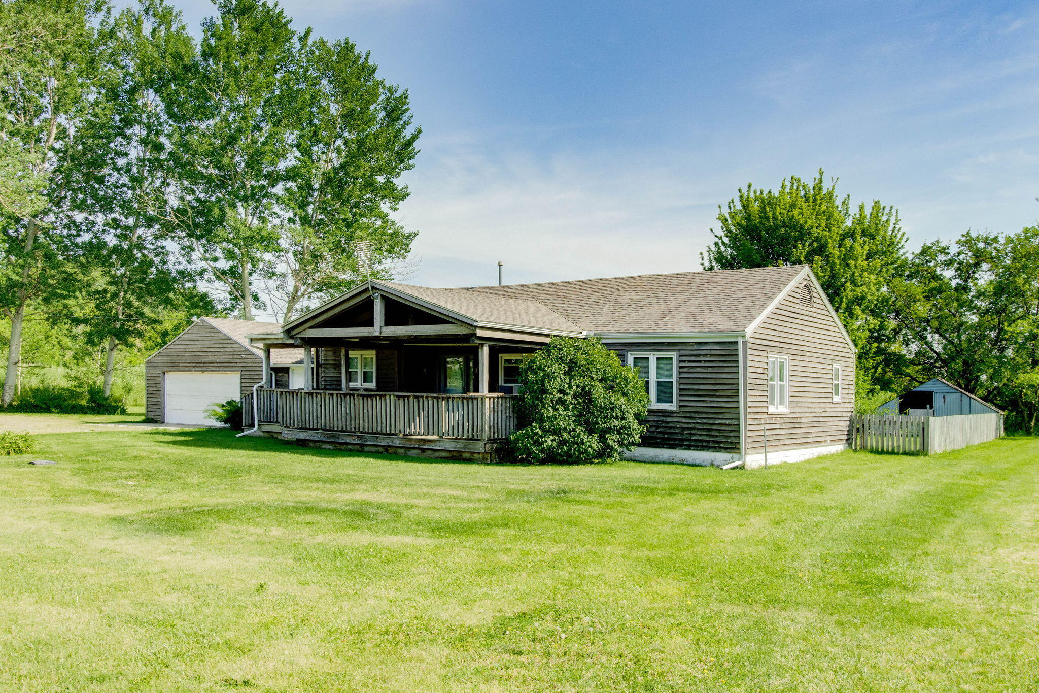 8228 Elida Road Lima, OH 45807 - Photo 3 of 32