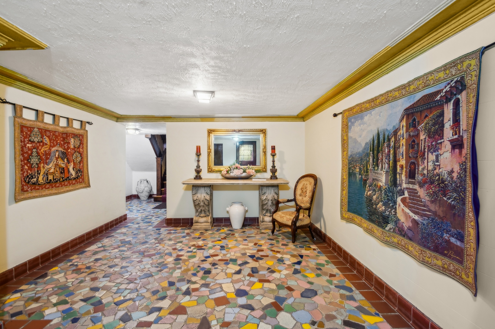 2109 West Jarvis Avenue, Unit 1 Chicago, IL 60645 - Photo 3 of 24