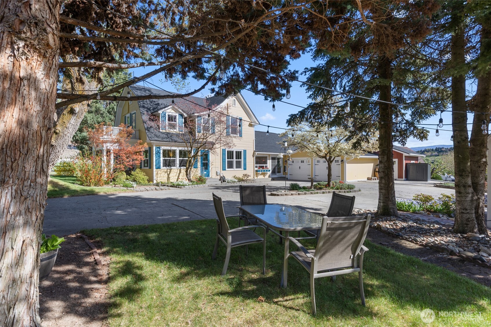 529 Lower Sunnyslope Road Wenatchee, WA 98801 - Photo 33 of 40