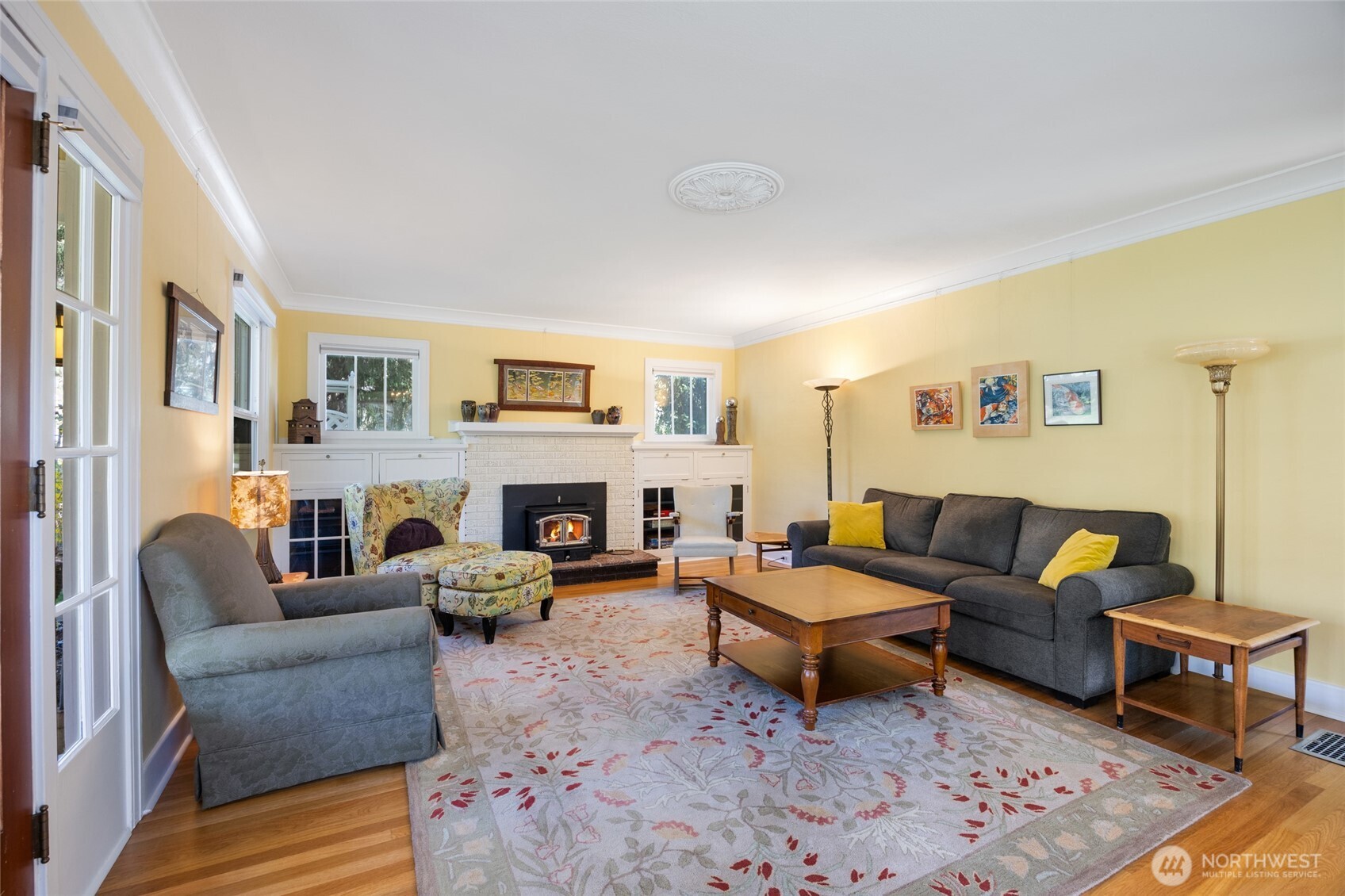 529 Lower Sunnyslope Road Wenatchee, WA 98801 - Photo 5 of 40