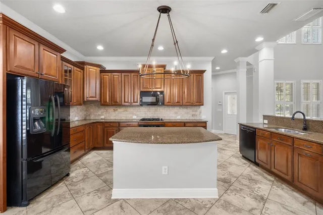 $600,000 | 5962 Fishhawk Crossing Boulevard, Lithia, FL 33547