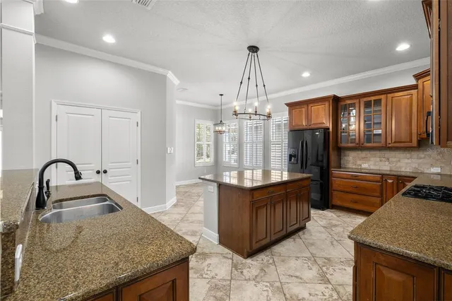 $600,000 | 5962 Fishhawk Crossing Boulevard, Lithia, FL 33547