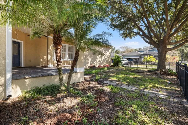 $600,000 | 5962 Fishhawk Crossing Boulevard, Lithia, FL 33547