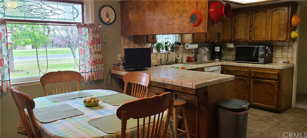18070 Daley Road Madera, CA 93638 - Photo 8 of 23 Gallery Image 8
