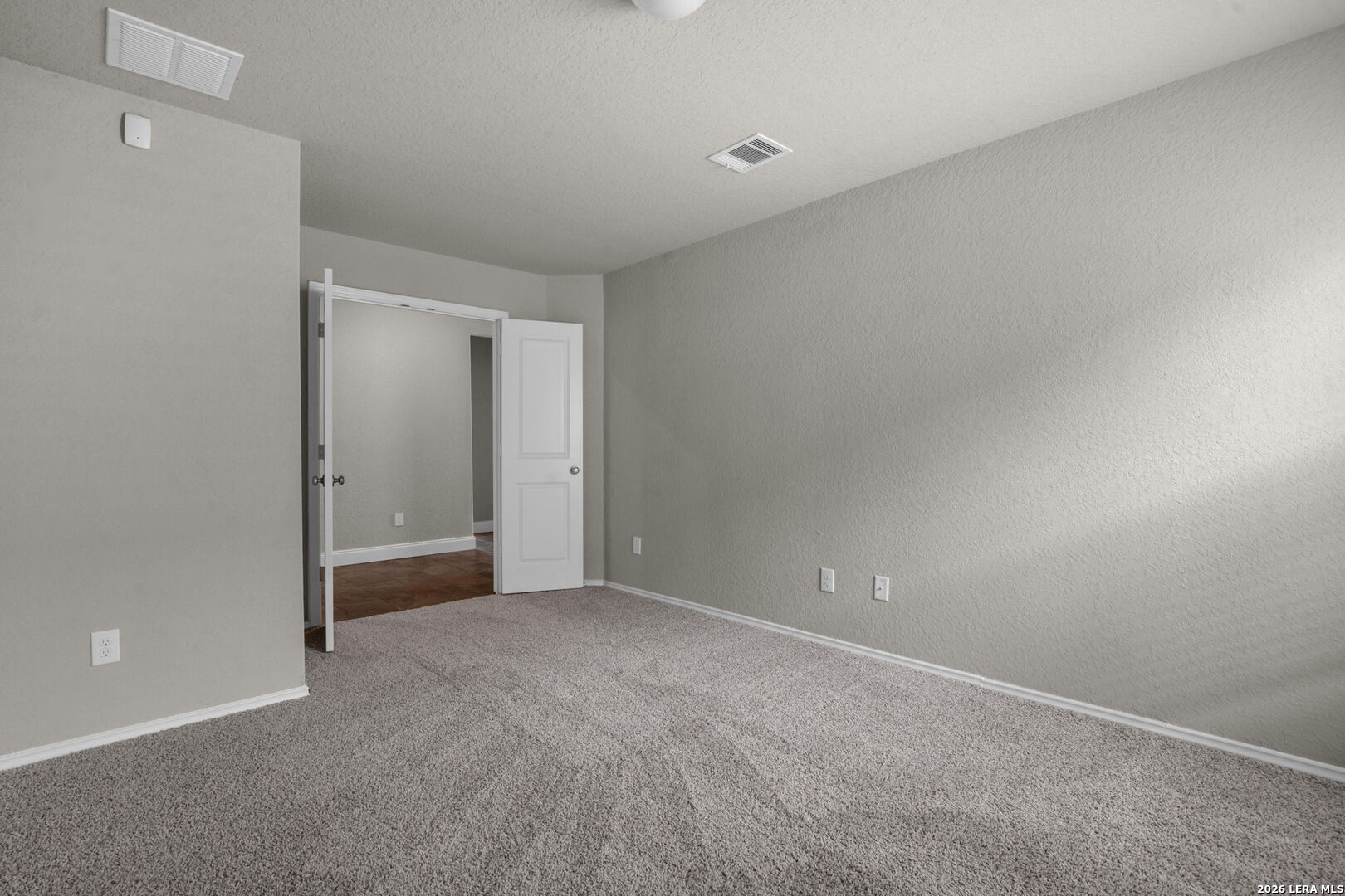 10306 Midsummer Meadow Converse, TX 78109 - Photo 20 of 26 a view of an empty room