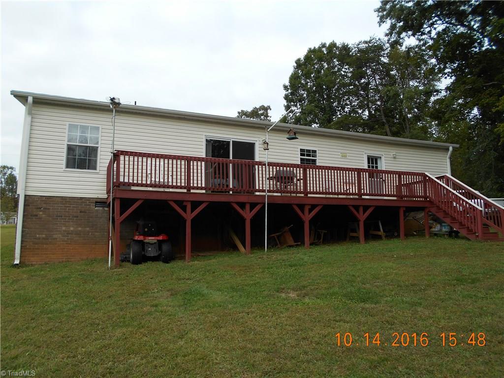 276 Crumpton Road Reidsville, NC 27320 - Photo 2 of 30