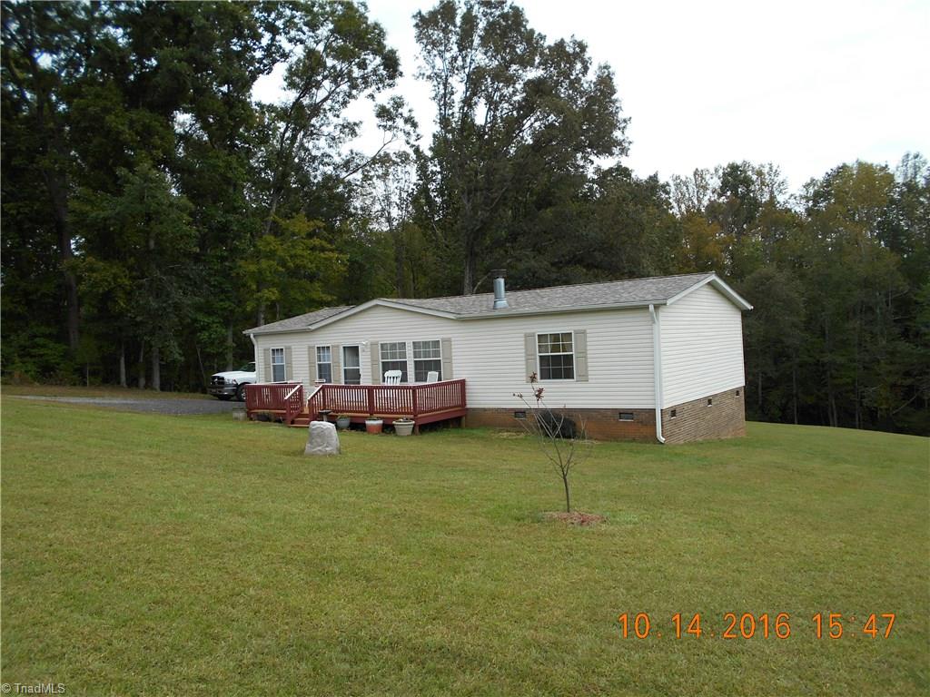 276 Crumpton Road Reidsville, NC 27320 - Photo 17 of 30