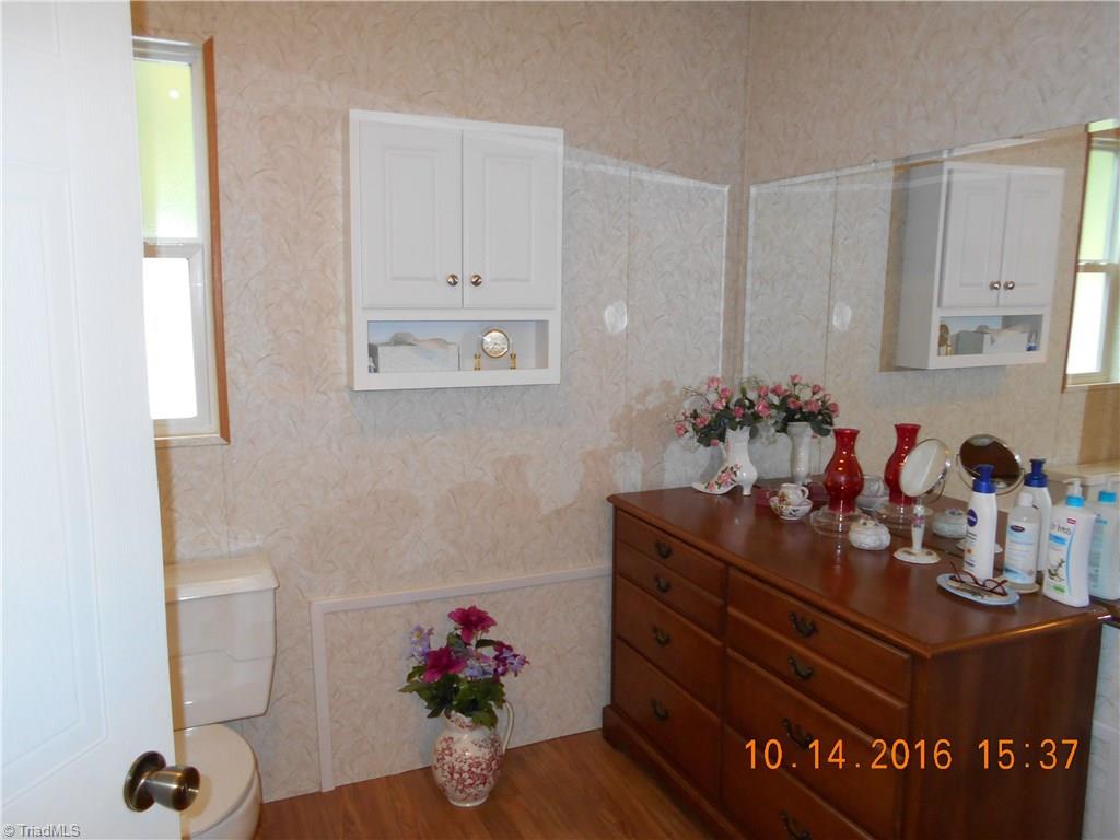 276 Crumpton Road Reidsville, NC 27320 - Photo 3 of 30