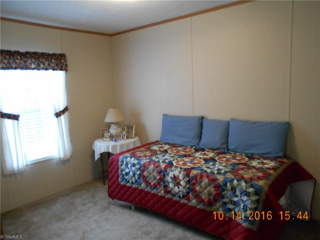 276 Crumpton Road Reidsville, NC 27320 - Photo 6 of 30