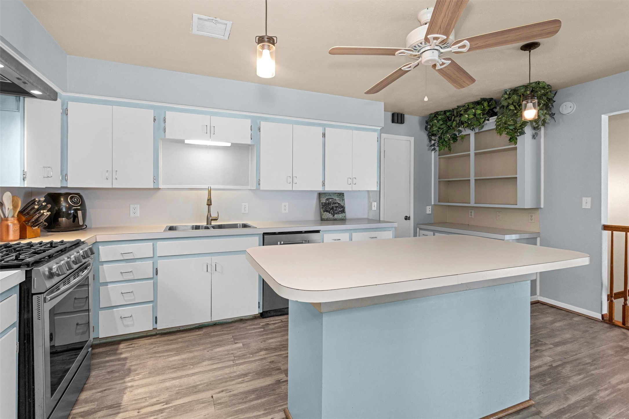 1708 League Line Road Conroe, TX 77304 - Photo 15 of 49