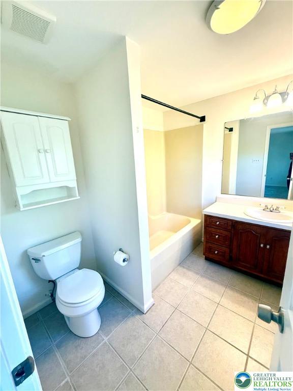 1045 Barnside Road Allentown, PA 18103 - Photo 22 of 29 a bathroom with a tub sink and toilet