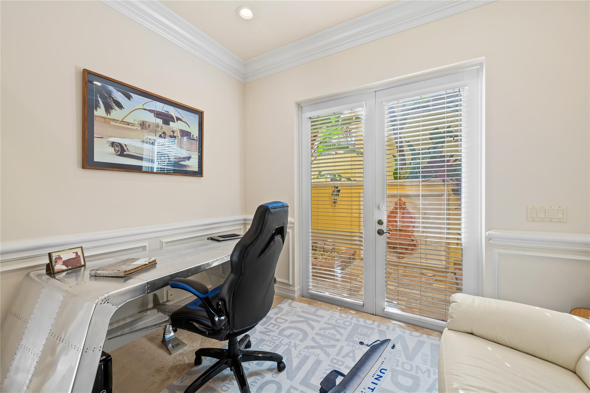 2637 Northeast 28th Court Lighthouse Point, FL 33064 - Photo 23 of 50 a view of a livingroom with workspace and a window