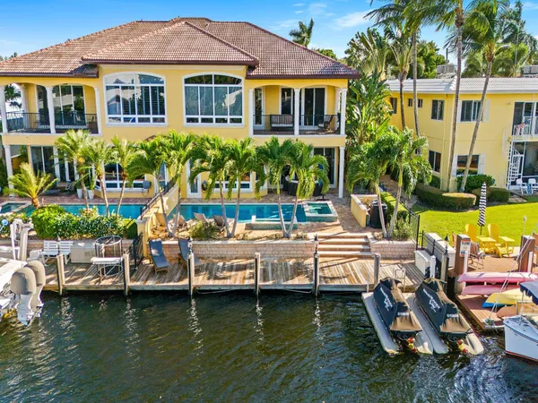 $2,595,000 | 2637 Northeast 28th Court, Lighthouse Point, FL 33064