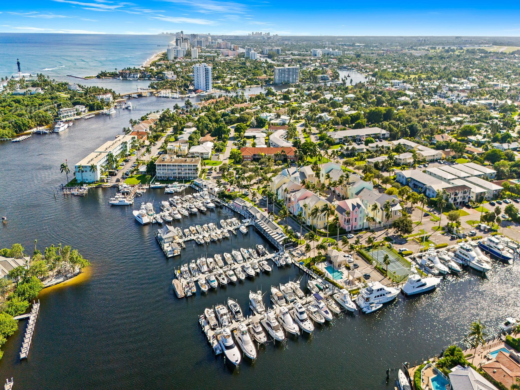 2637 Northeast 28th Court Lighthouse Point, FL 33064 - Photo 44 of 50