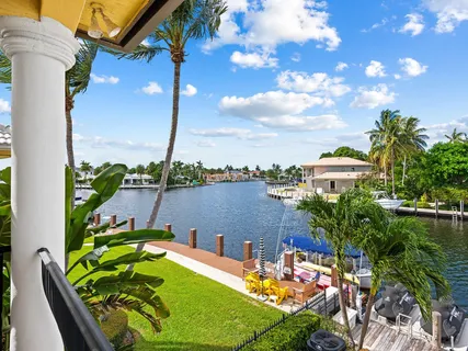 $2,595,000 | 2637 Northeast 28th Court, Lighthouse Point, FL 33064