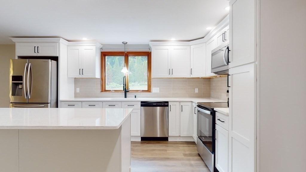 440 Waverley Oaks Road Waltham, MA 02452 - Photo 9 of 41 Gallery Image 9