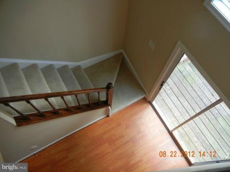 2129 Whisper Way Reston, VA 20191 - Photo 3 of 29 Interior (General)