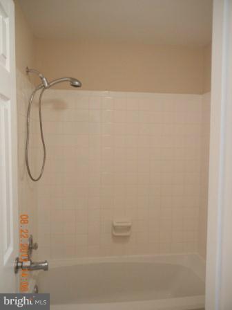 2129 Whisper Way Reston, VA 20191 - Photo 8 of 29 Bath