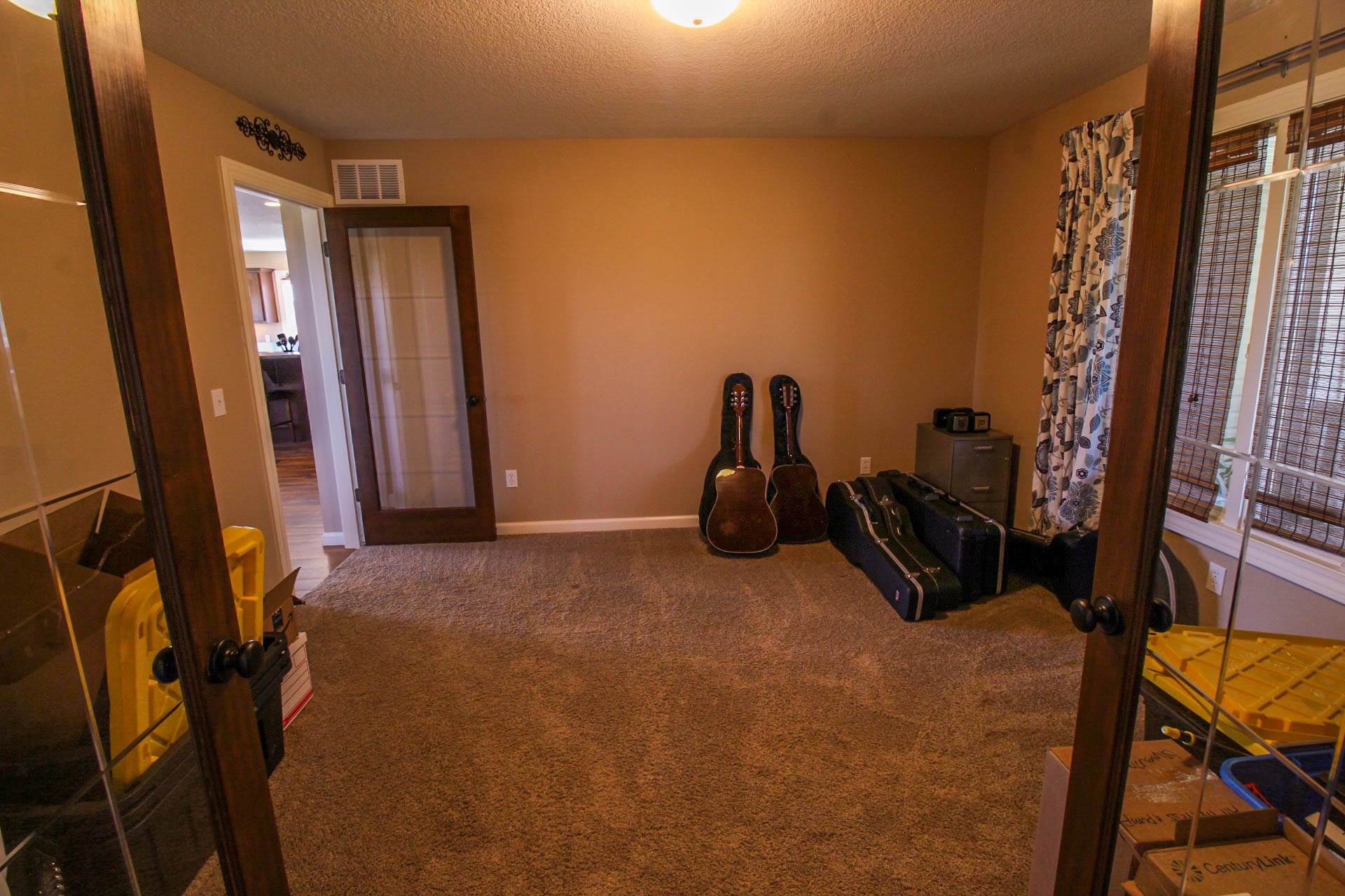 7310 Felger Road Fort Wayne, IN 46818 - Photo 3 of 36