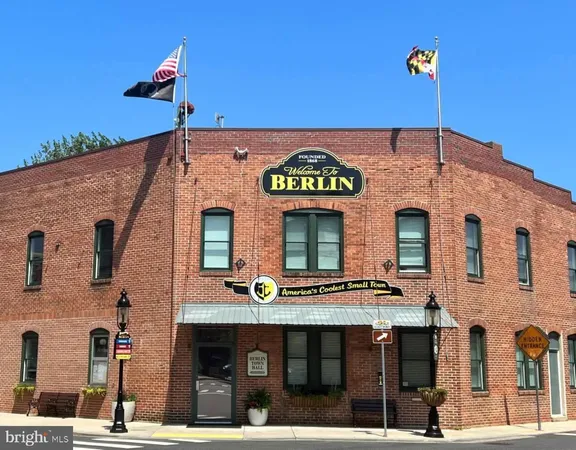 $699,900 | 317 Powell Circle, Berlin, MD 21811