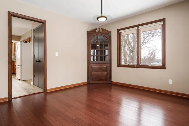 $379,900 | 6747 Lynnhurst Lane, Roscoe, IL 61073