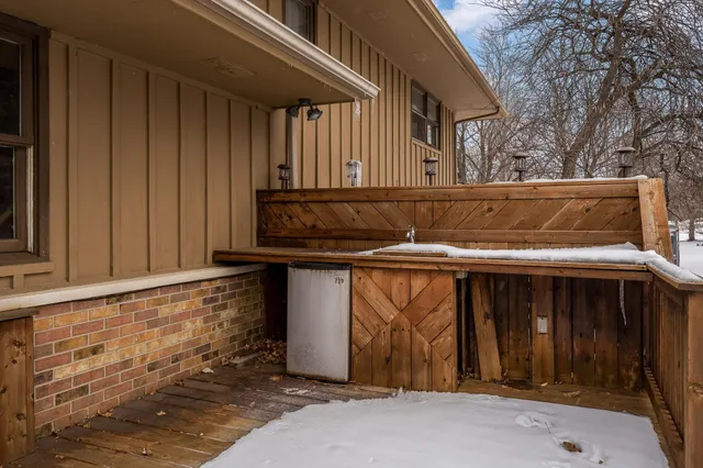 $379,900 | 6747 Lynnhurst Lane, Roscoe, IL 61073