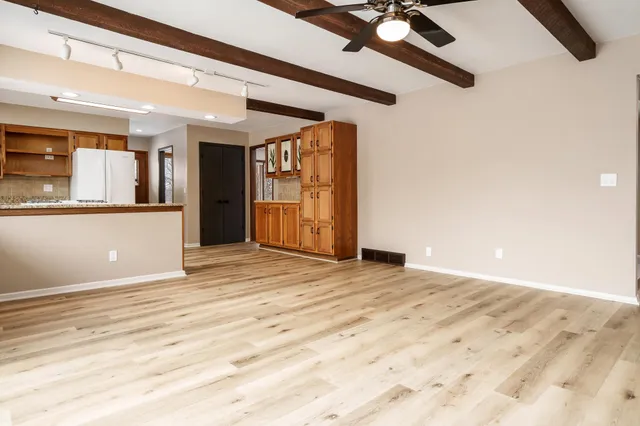 $379,900 | 6747 Lynnhurst Lane, Roscoe, IL 61073