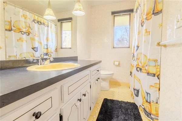 $379,750 | 844 Sylvan Avenue, North Versailles, PA 15137