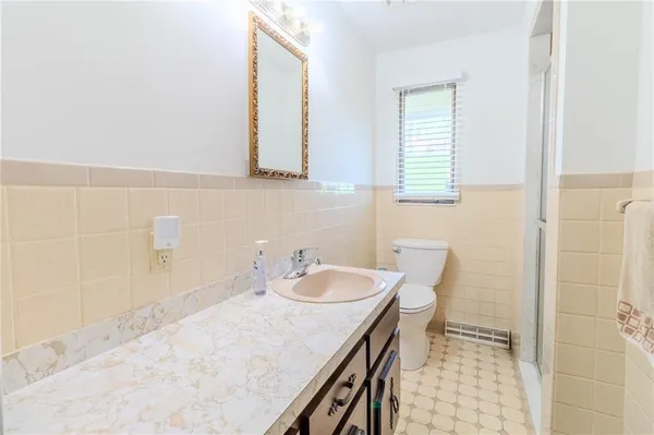$379,750 | 844 Sylvan Avenue, North Versailles, PA 15137