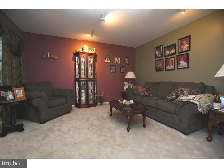 702 Tryens Road Aston, PA 19014 - Photo 2 of 19 Living Room