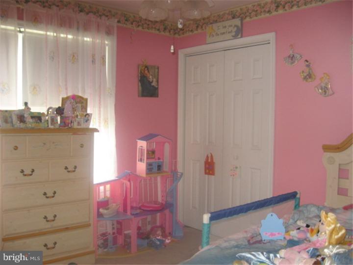 702 Tryens Road Aston, PA 19014 - Photo 12 of 19 Bedroom 2
