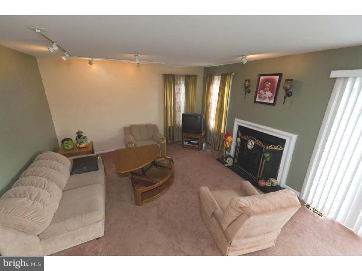 702 Tryens Road Aston, PA 19014 - Photo 3 of 19 Family Room
