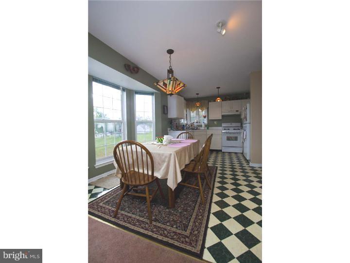 702 Tryens Road Aston, PA 19014 - Photo 7 of 19 Kitchen