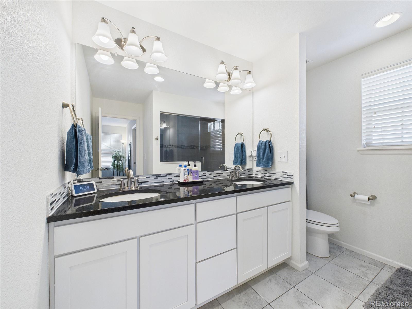 10541 Racine Way Commerce City, CO 80022 - Photo 23 of 46