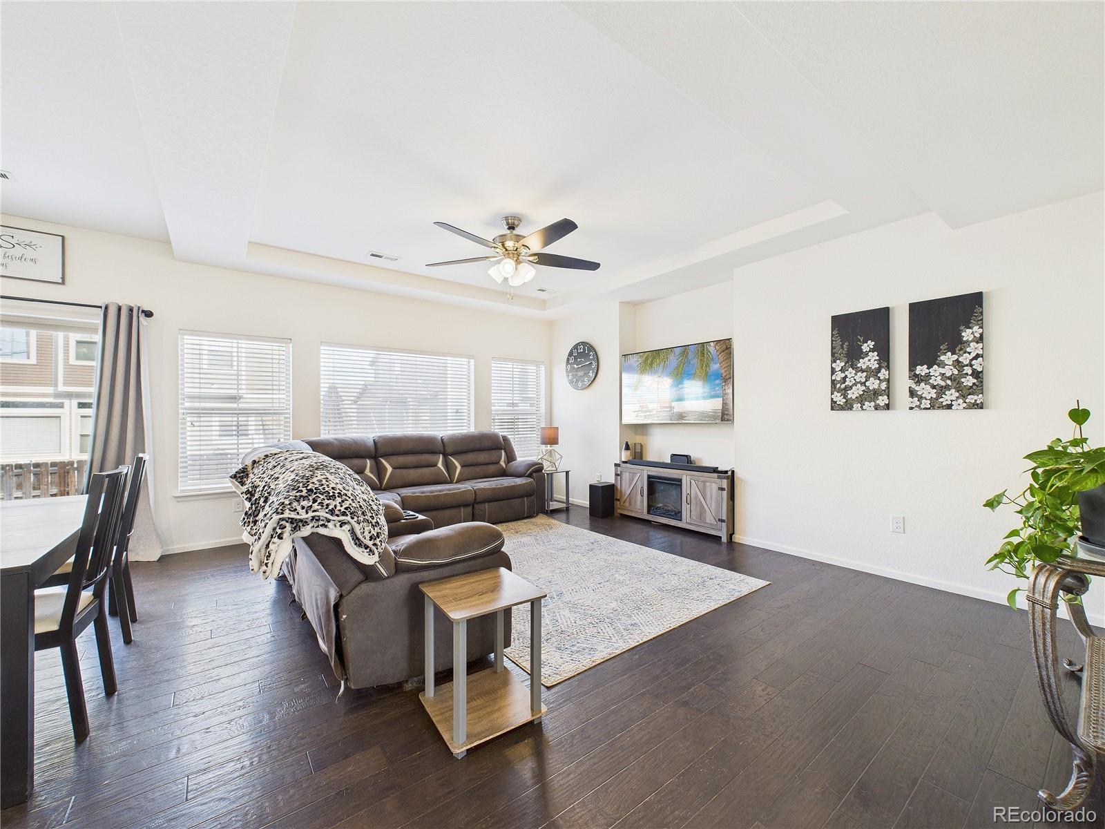 10541 Racine Way Commerce City, CO 80022 - Photo 6 of 46