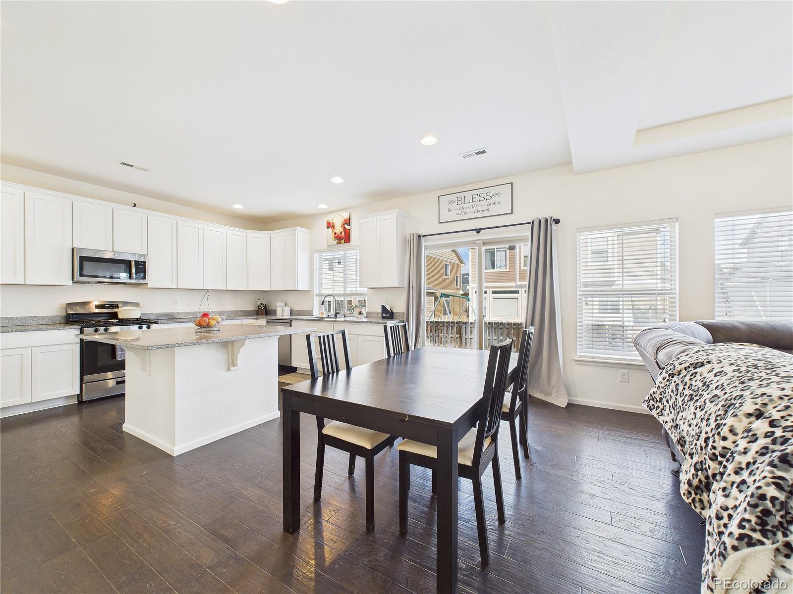 10541 Racine Way Commerce City, CO 80022 - Photo 8 of 46