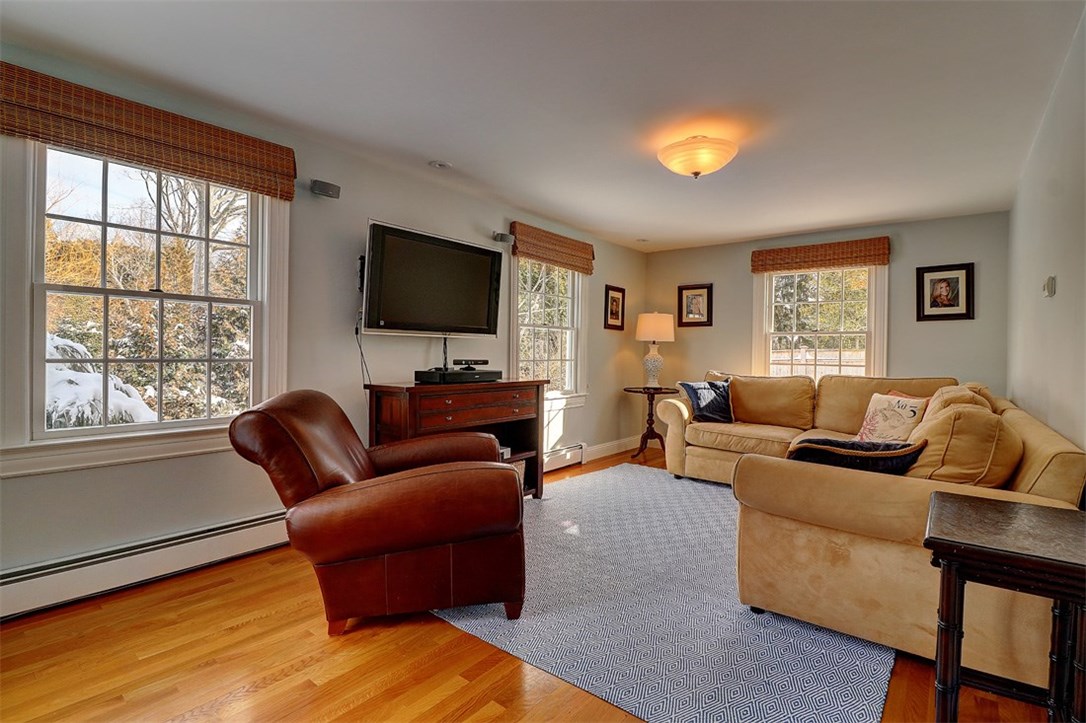 3 Owings Stone Road Barrington, RI 02806 - Photo 16 of 37