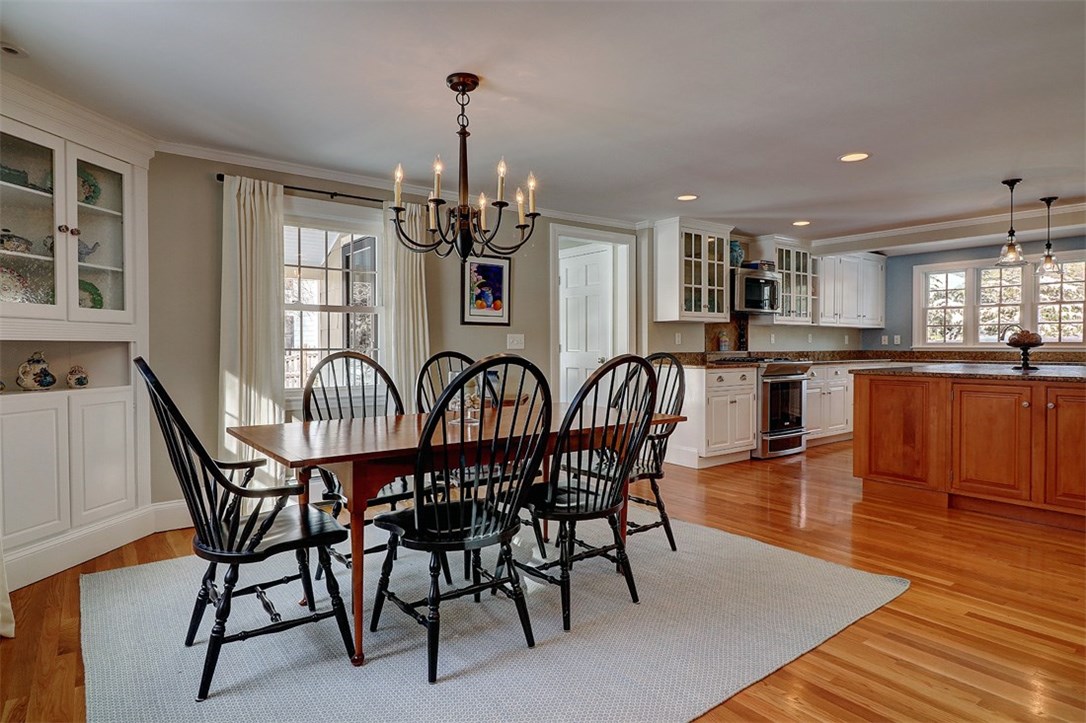 3 Owings Stone Road Barrington, RI 02806 - Photo 9 of 37