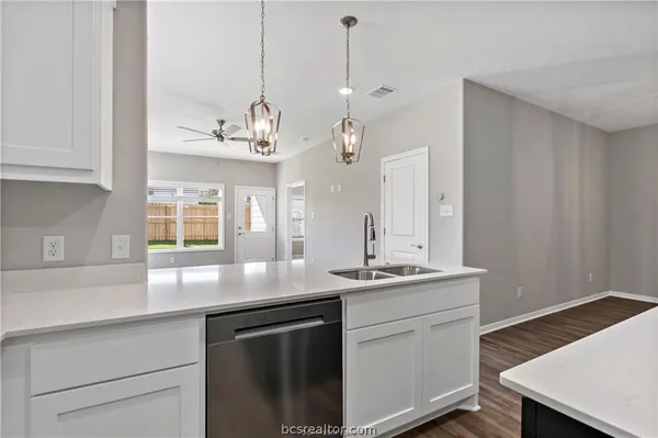 $279,000 | 2517 Shady Rte Lane, Bryan, TX 77803