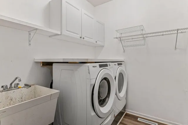 $550,000 | 1965 Fountain Lane, Waconia, MN 55387