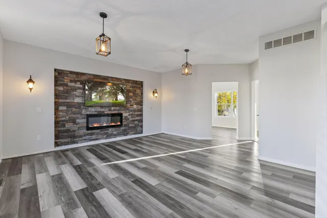 $550,000 | 1965 Fountain Lane, Waconia, MN 55387