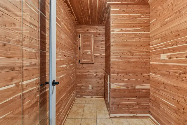 $550,000 | 1965 Fountain Lane, Waconia, MN 55387